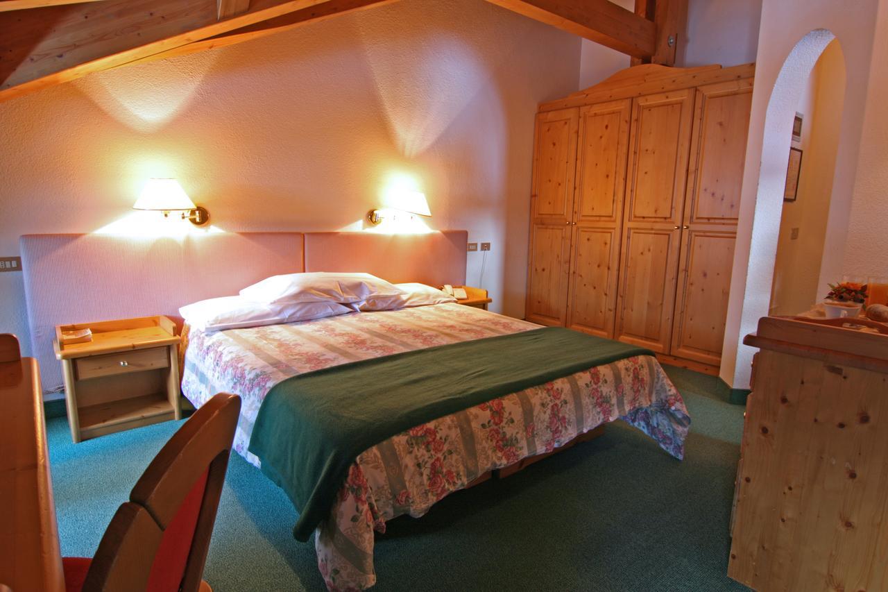 B&B Garni Villa Campitello Campitello di Fassa Exterior foto